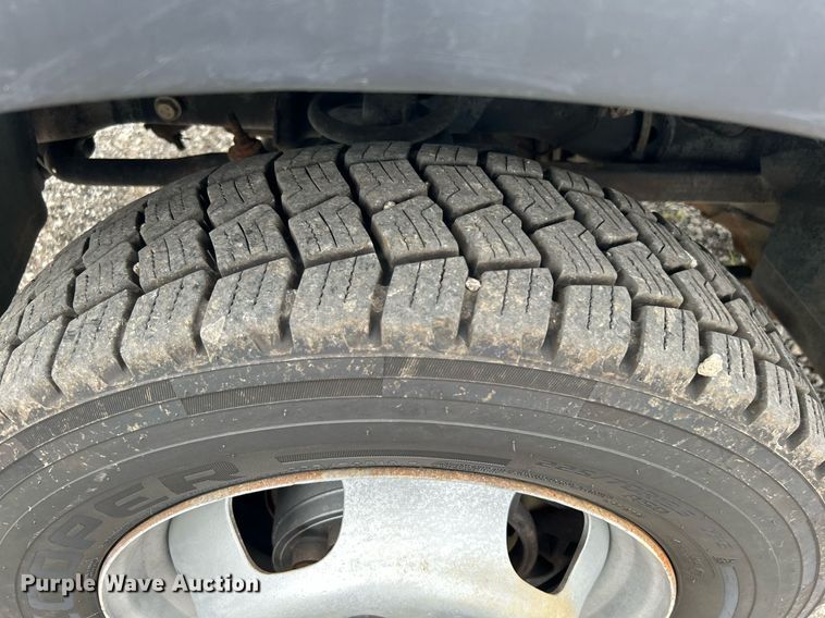 image for item KW9216 2013 Dodge Ram 5500HD  bucket truck