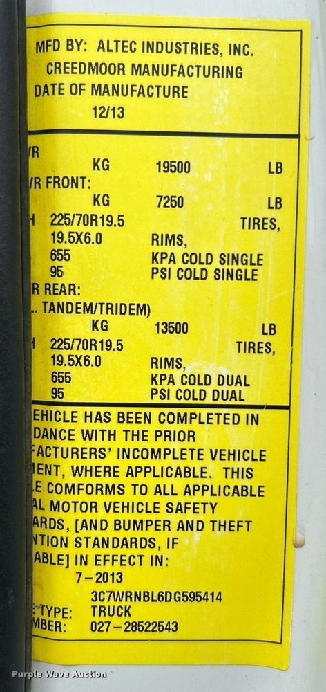 image for item KW9216 2013 Dodge Ram 5500HD  bucket truck