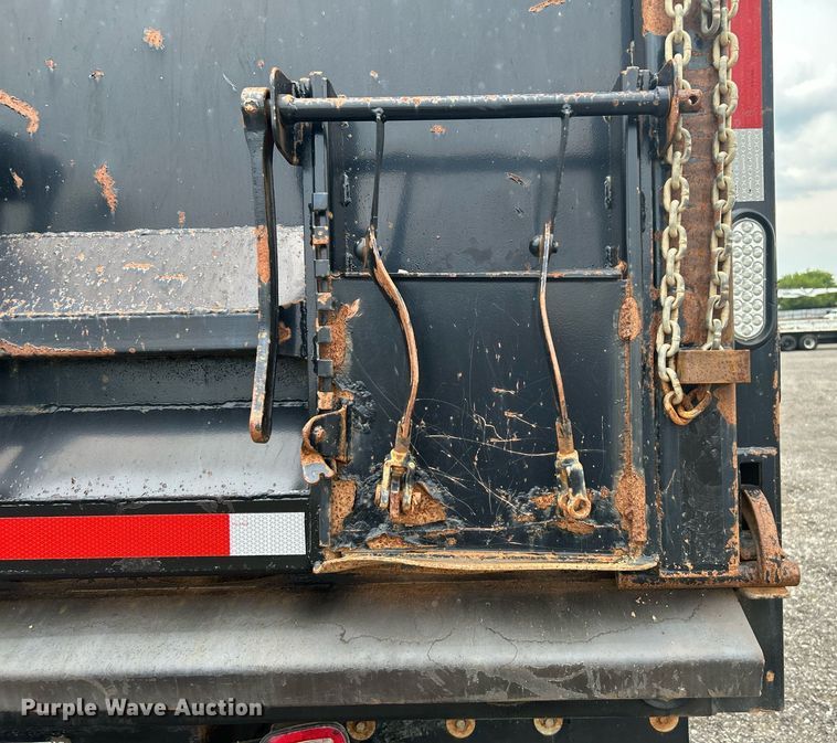 image for item KW9217 2007 GMC C7500  dump truck