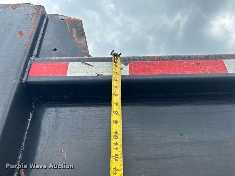 image for item KW9217 2007 GMC C7500  dump truck