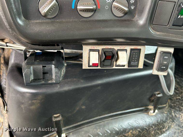 image for item KW9217 2007 GMC C7500  dump truck