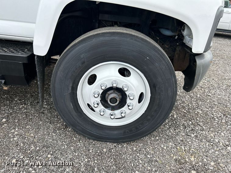 image for item KW9217 2007 GMC C7500  dump truck