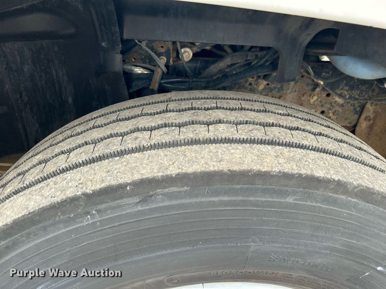 image for item KW9217 2007 GMC C7500  dump truck