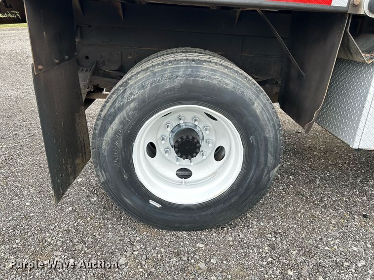 image for item KW9217 2007 GMC C7500  dump truck