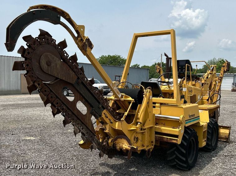 image for item KW9218 1994 Vermeer V4150  trencher