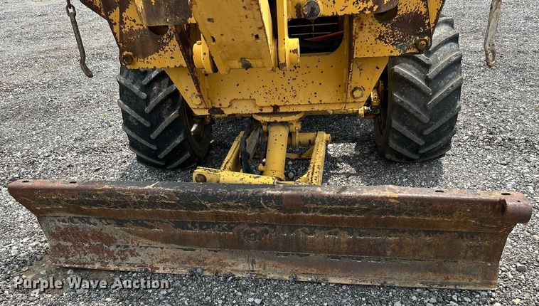 image for item KW9218 1994 Vermeer V4150  trencher