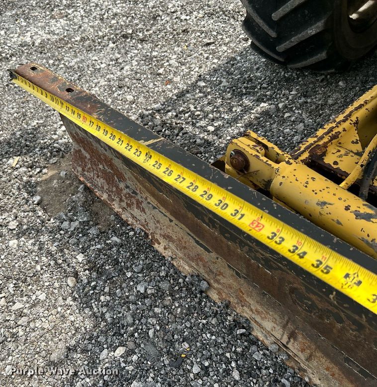 image for item KW9218 1994 Vermeer V4150  trencher