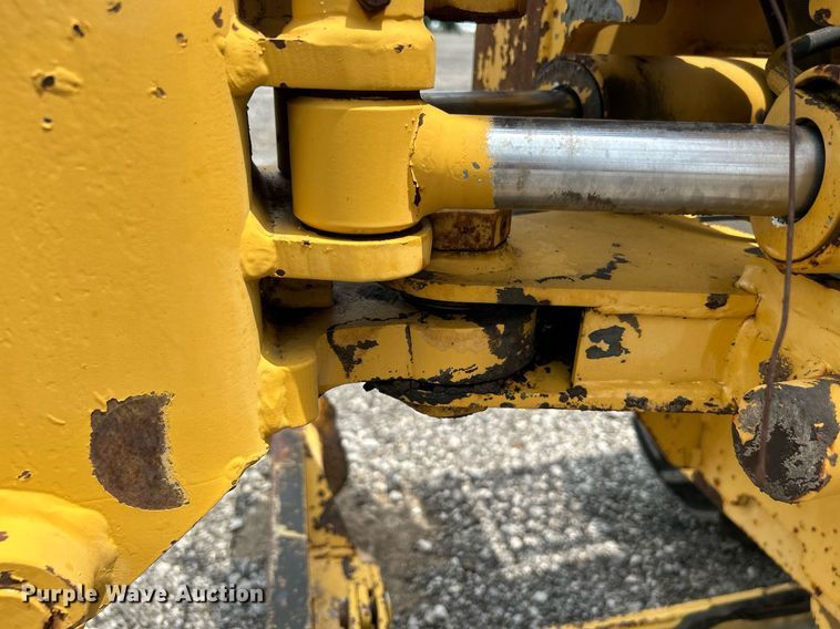 image for item KW9218 1994 Vermeer V4150  trencher
