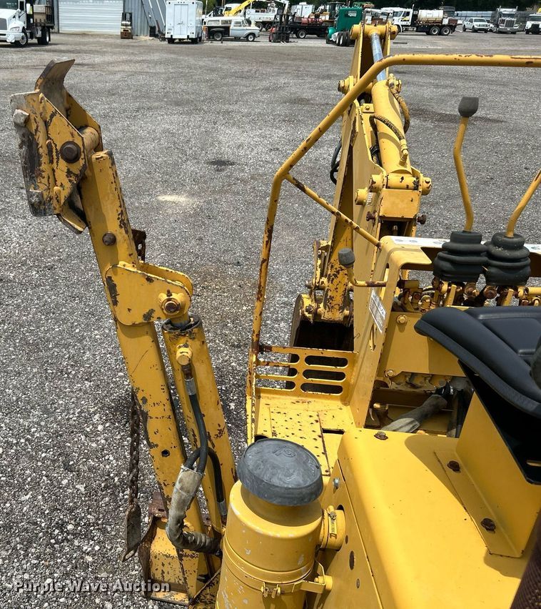 image for item KW9218 1994 Vermeer V4150  trencher