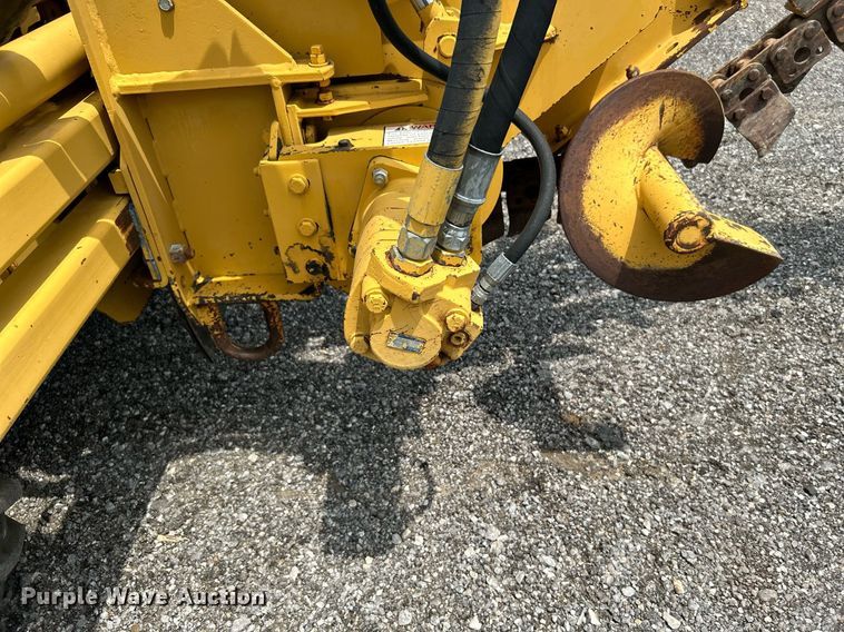 image for item KW9218 1994 Vermeer V4150  trencher