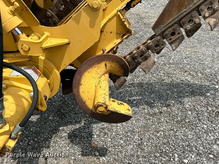 image for item KW9218 1994 Vermeer V4150  trencher