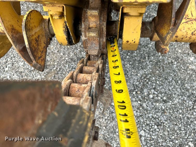 image for item KW9218 1994 Vermeer V4150  trencher