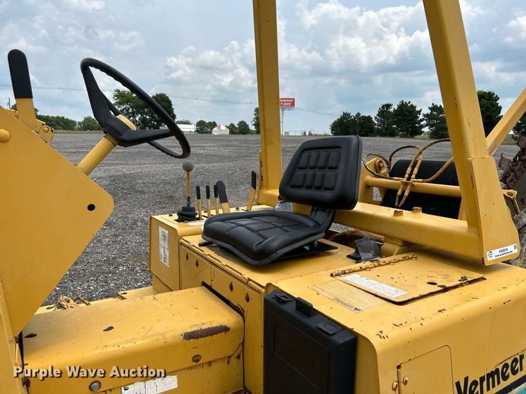 image for item KW9218 1994 Vermeer V4150  trencher