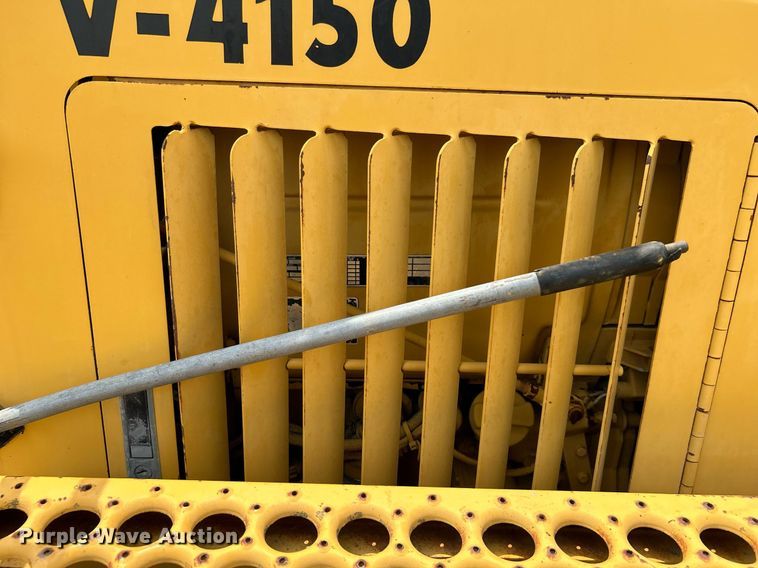 image for item KW9218 1994 Vermeer V4150  trencher