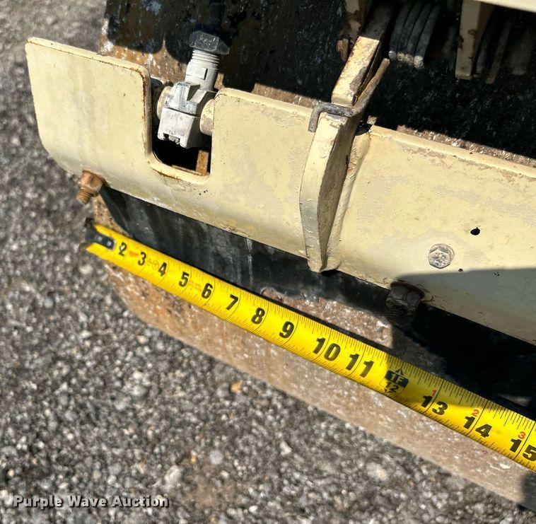 image for item KW9222 2006 Ingersoll Rand DuraPac DD24  double drum vibratory roller