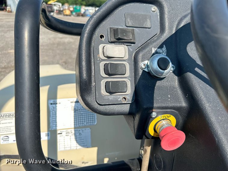 image for item KW9222 2006 Ingersoll Rand DuraPac DD24  double drum vibratory roller