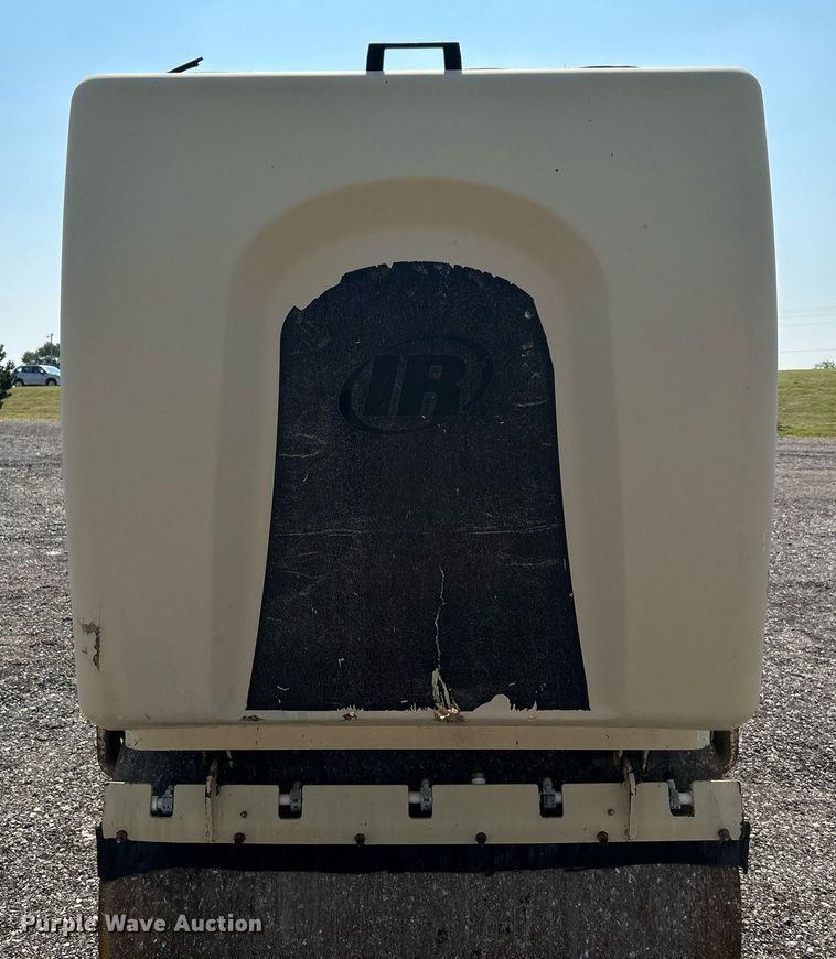 image for item KW9222 2006 Ingersoll Rand DuraPac DD24  double drum vibratory roller