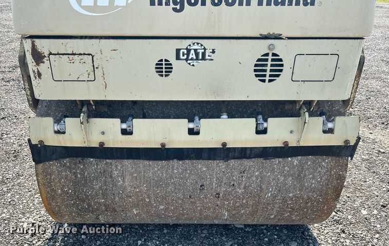 image for item KW9222 2006 Ingersoll Rand DuraPac DD24  double drum vibratory roller