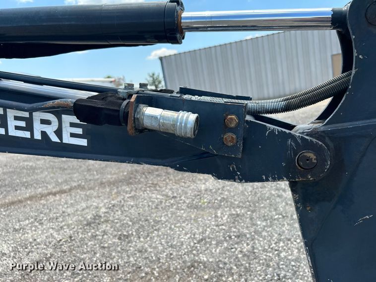 image for item KW9228 John Deere 17D  mini excavator