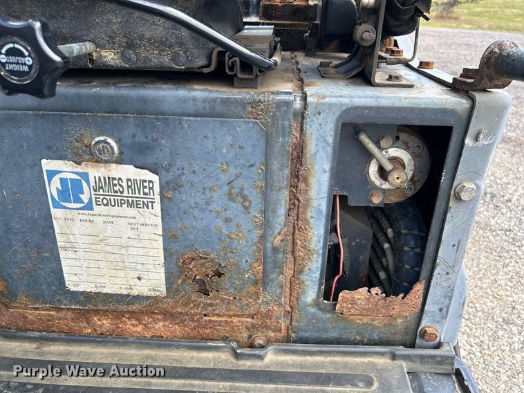 image for item KW9228 John Deere 17D  mini excavator