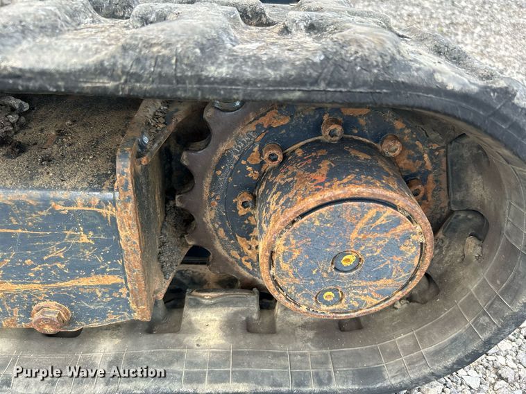 image for item KW9228 John Deere 17D  mini excavator