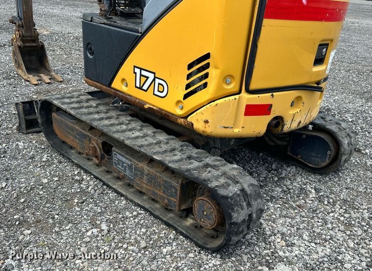 image for item KW9228 John Deere 17D  mini excavator