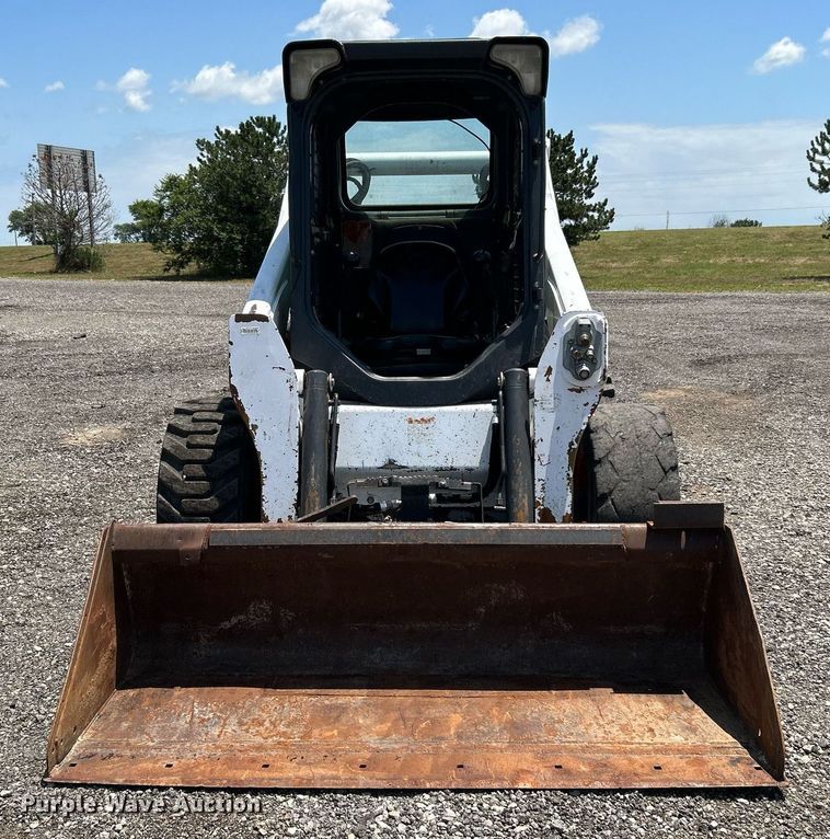 image for item KW9229 2014 Bobcat S650  skid steer loader
