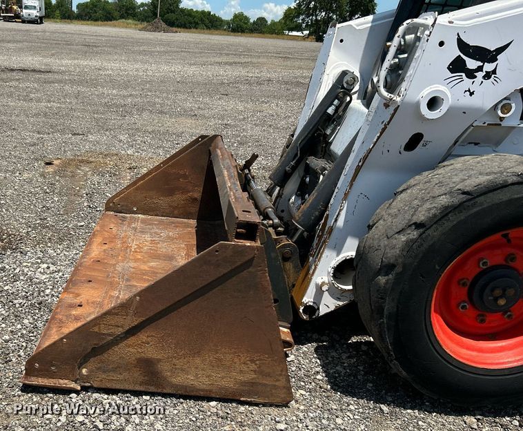image for item KW9229 2014 Bobcat S650  skid steer loader