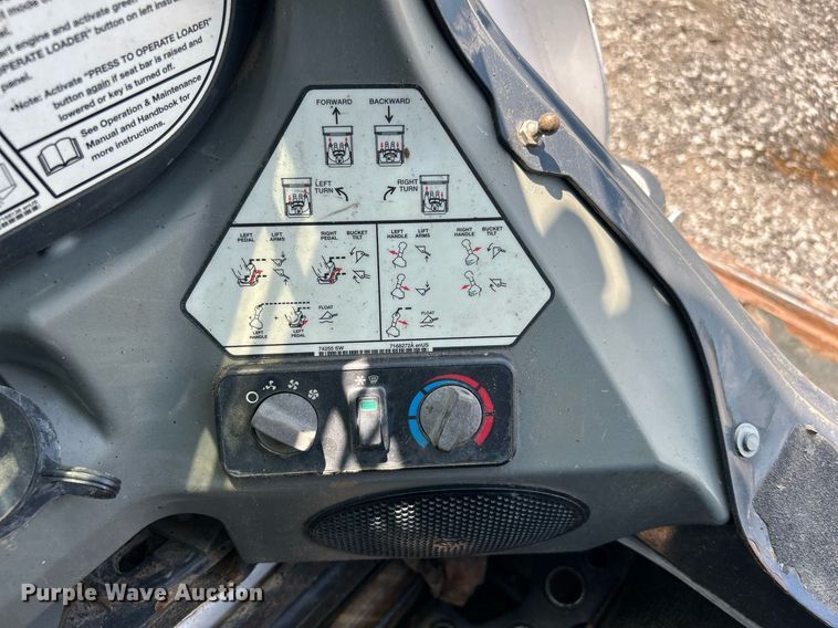 image for item KW9229 2014 Bobcat S650  skid steer loader