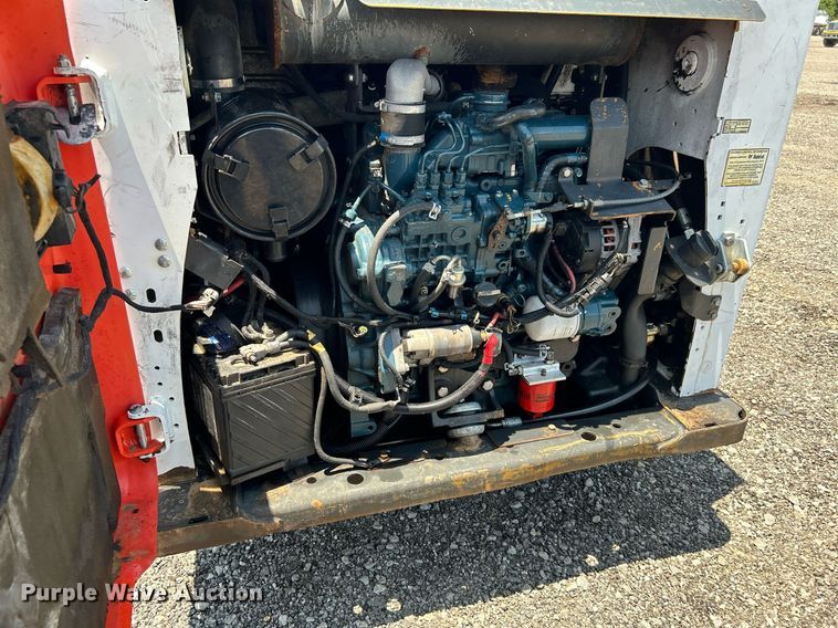 image for item KW9229 2014 Bobcat S650  skid steer loader