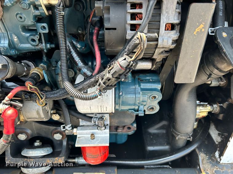 image for item KW9229 2014 Bobcat S650  skid steer loader