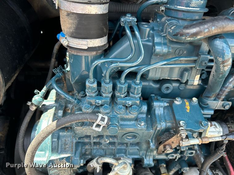 image for item KW9229 2014 Bobcat S650  skid steer loader