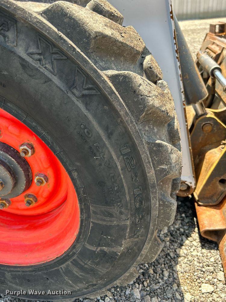 image for item KW9229 2014 Bobcat S650  skid steer loader