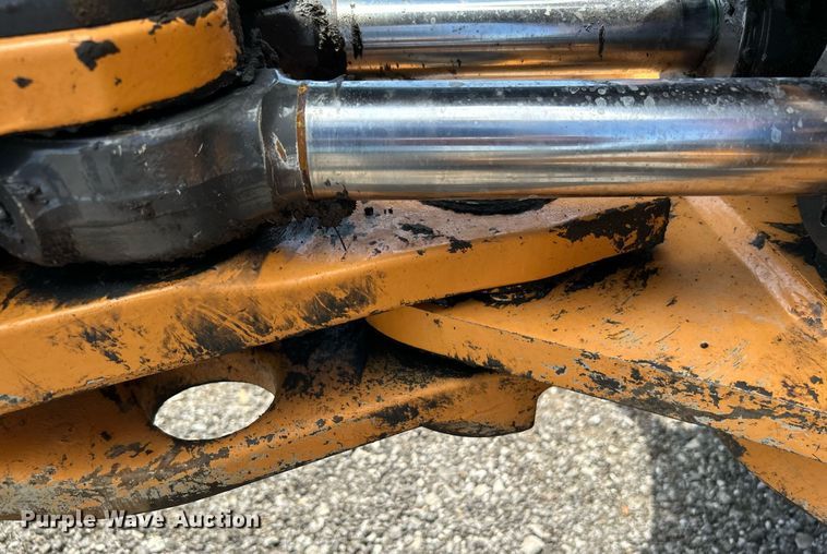 image for item KW9230 2014 Case 580 Super N  backhoe