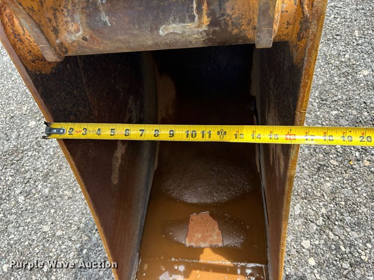 image for item KW9230 2014 Case 580 Super N  backhoe