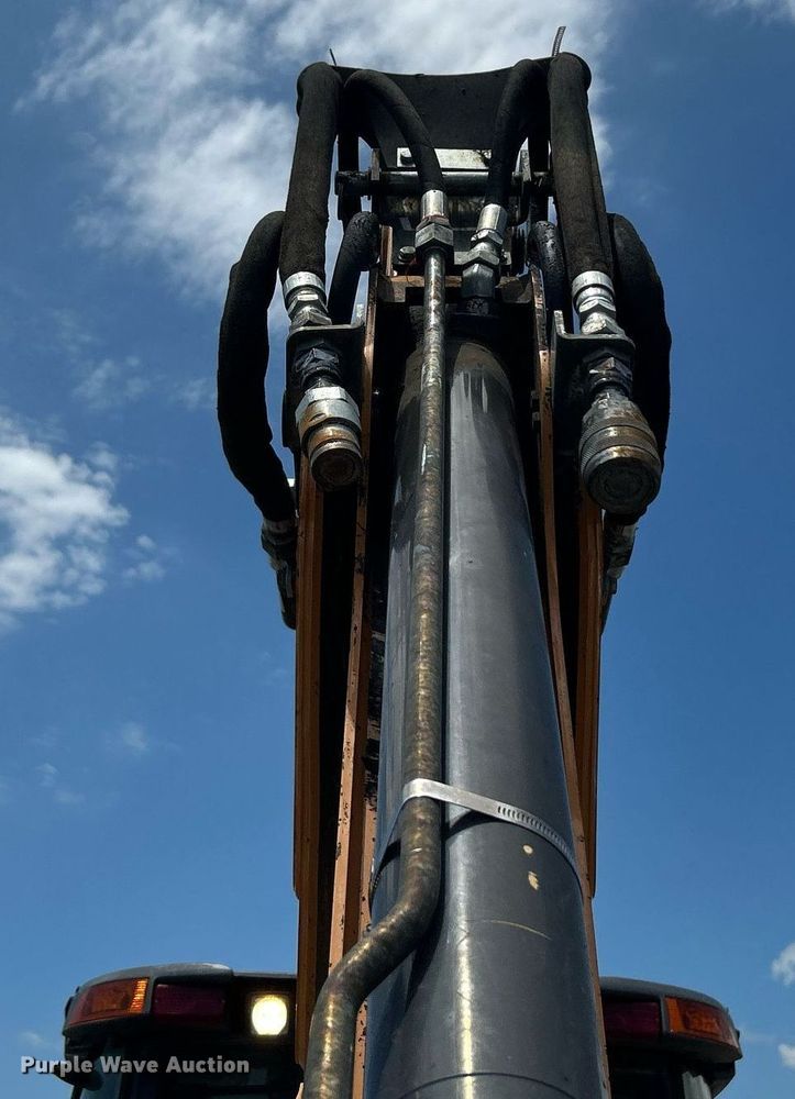 image for item KW9230 2014 Case 580 Super N  backhoe