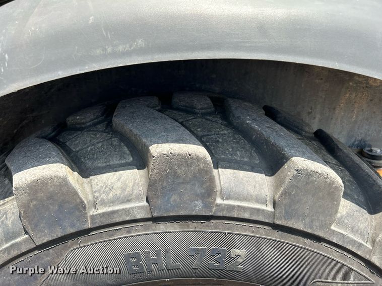 image for item KW9230 2014 Case 580 Super N  backhoe