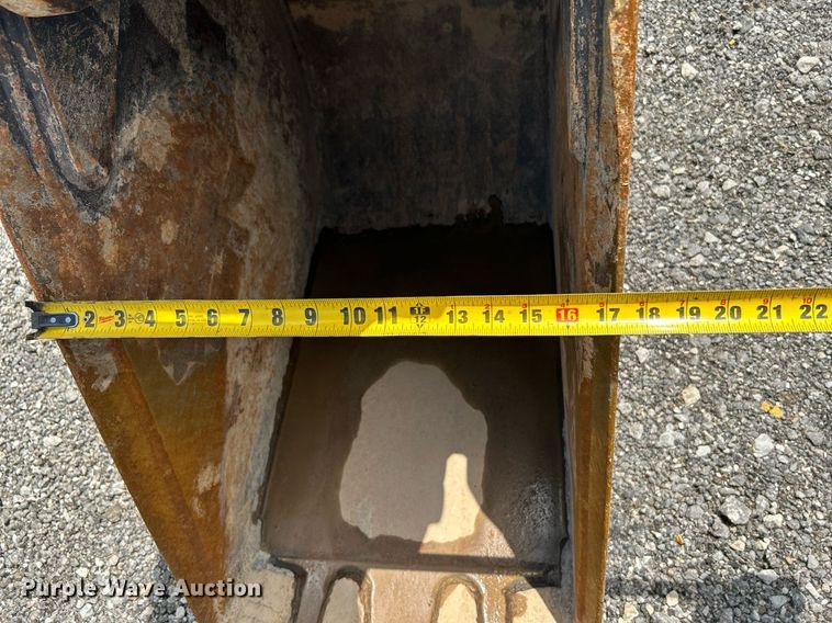 image for item KW9231 2016 Case 580 Super N  backhoe