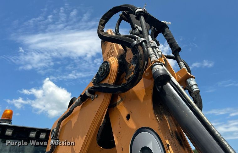 image for item KW9231 2016 Case 580 Super N  backhoe