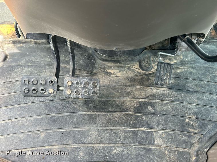 image for item KW9231 2016 Case 580 Super N  backhoe