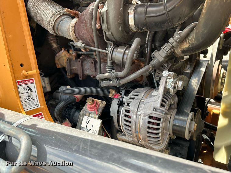 image for item KW9231 2016 Case 580 Super N  backhoe