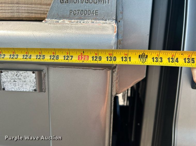 image for item KW9234 2006 GMC C4500  dump truck