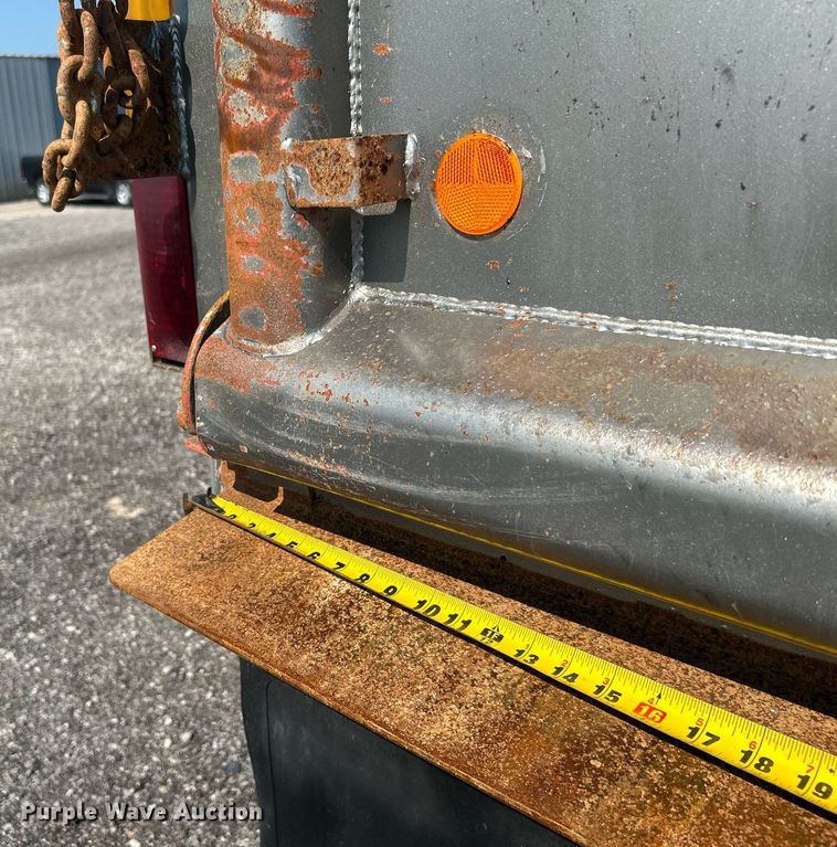 image for item KW9234 2006 GMC C4500  dump truck