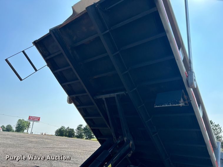 image for item KW9234 2006 GMC C4500  dump truck