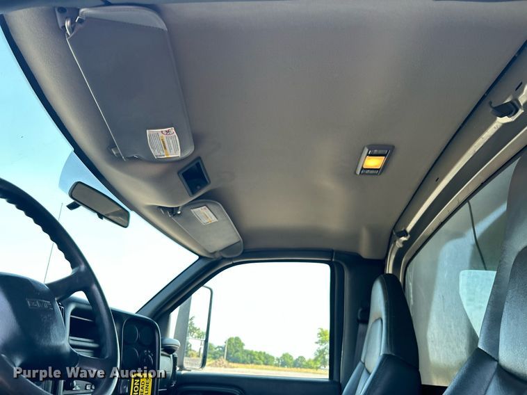 image for item KW9234 2006 GMC C4500  dump truck