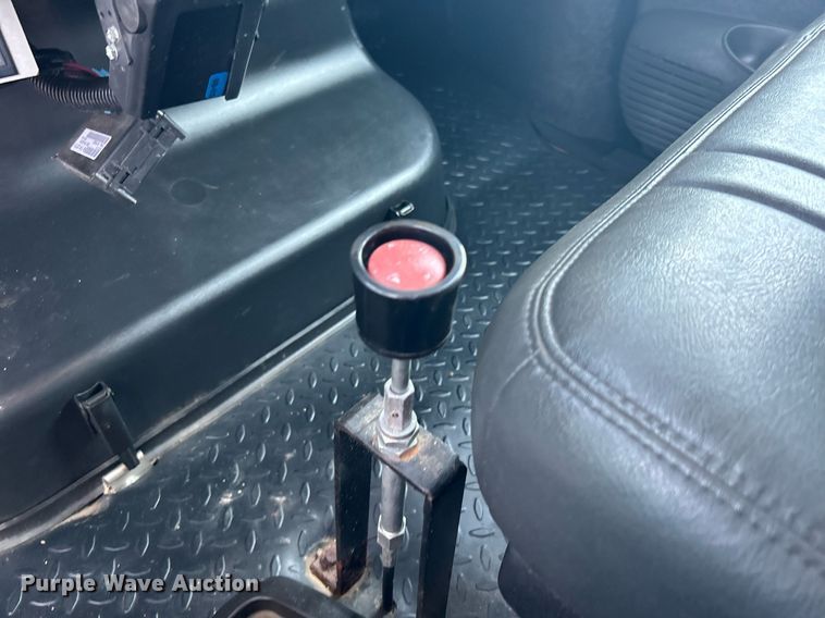 image for item KW9234 2006 GMC C4500  dump truck