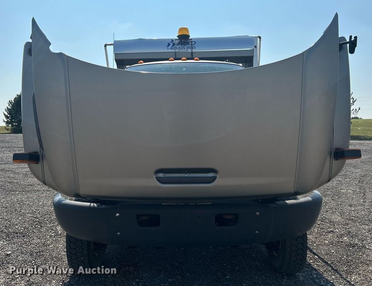 image for item KW9234 2006 GMC C4500  dump truck