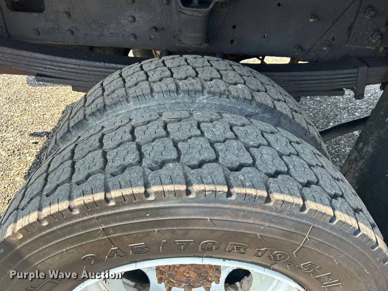 image for item KW9234 2006 GMC C4500  dump truck