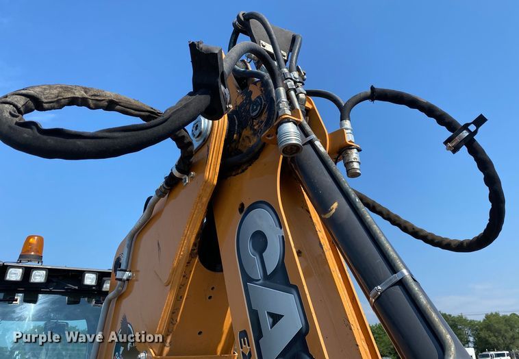 image for item KW9255 2016 Case 580 Super N  backhoe