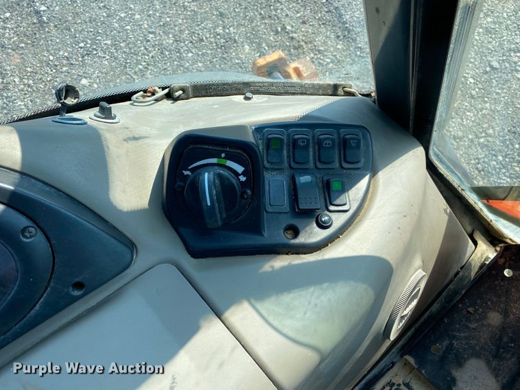 image for item KW9255 2016 Case 580 Super N  backhoe